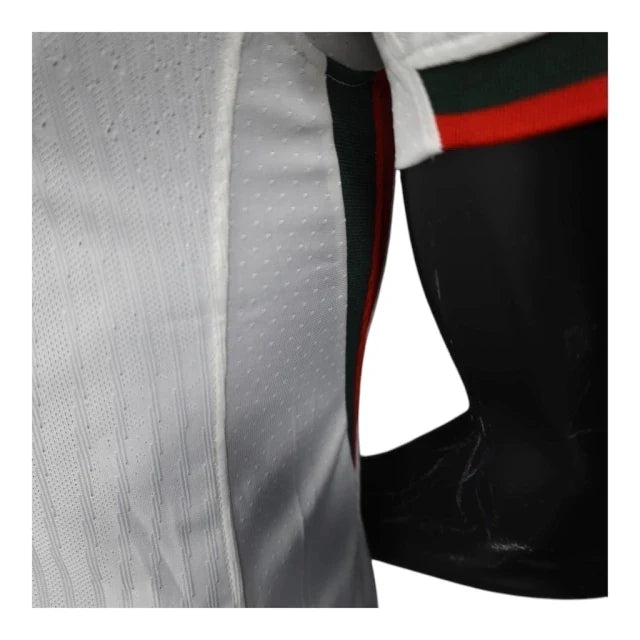 Camisa Chelsea II 25/26 - Jogador Nike Masculina - Branca com detalhes em verde e vermelho